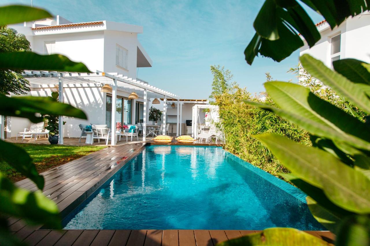 Island Home Seaside Villa Паралімні Екстер'єр фото