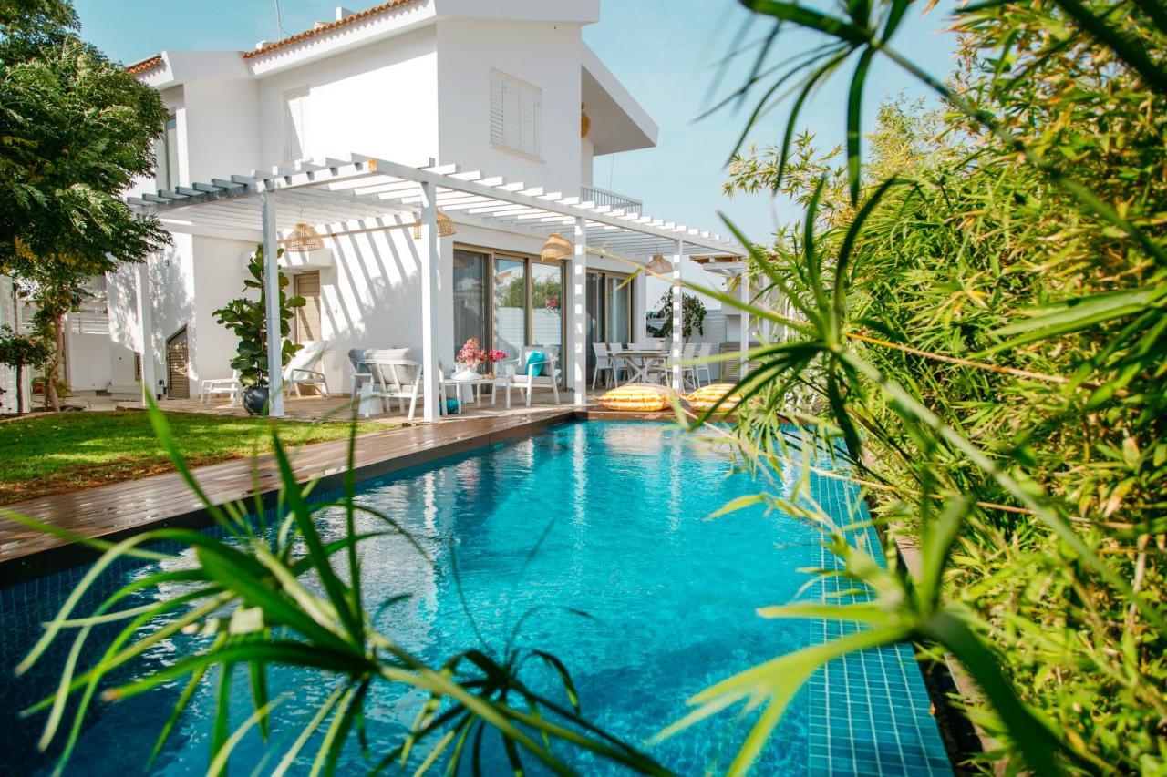 Island Home Seaside Villa Паралімні Екстер'єр фото